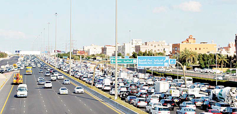 http://pakistanisinkuwait.com/images/5467-traffic-chaos-in-ramadan-rush.jpg
