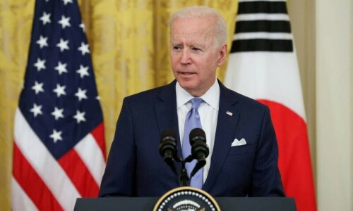 http://pakistanisinkuwait.com/images/7004-biden-may-attach-conditions-to-us-a.jpg