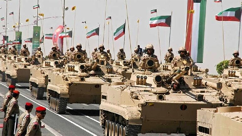 http://pakistanisinkuwait.com/images/kuwait-army.jpg